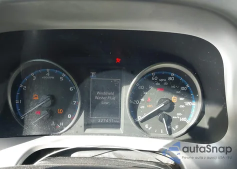 2017 Toyota Rav4 Xle из США, поврежденный, VIN 2T3WFREV3HW372408